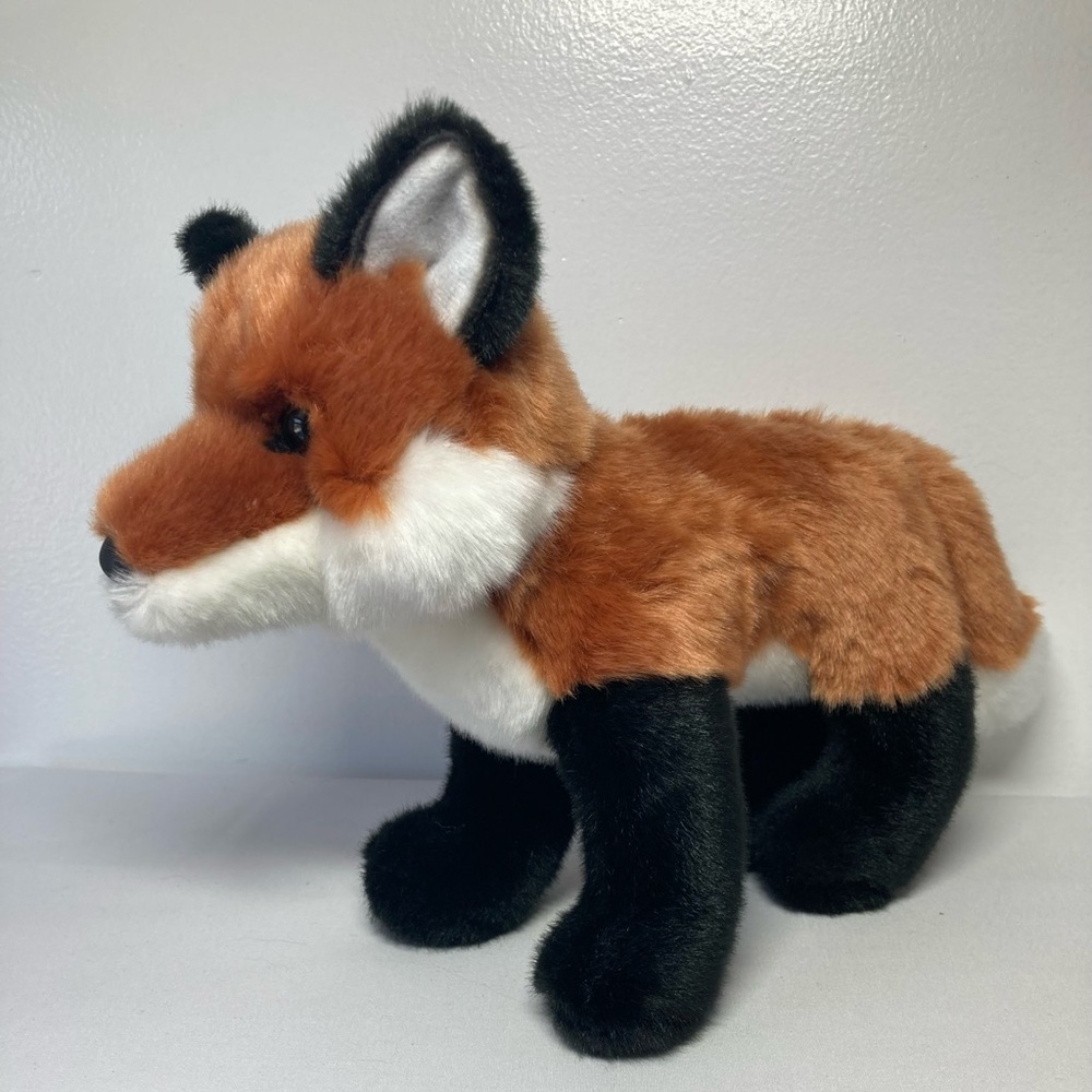 Douglas Cuddle Toys 2022 Bushy Red Fox 11” Stuffed Animal Plush Item 1738.